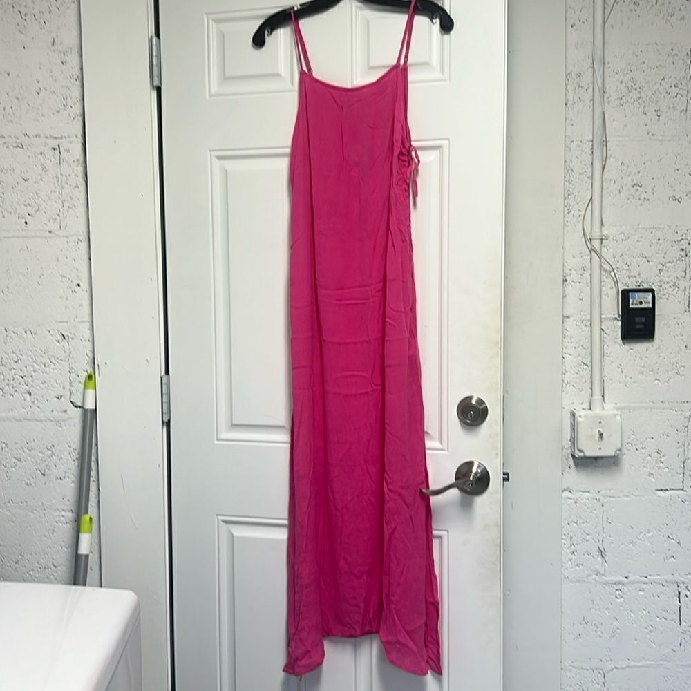 Pink Roxy Dress - Long Dress - Brand New - Spaghetti Strap Cute Size Medium